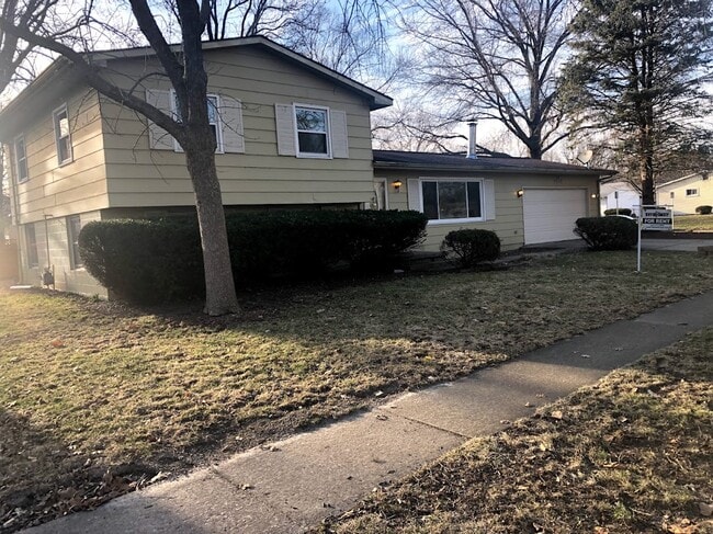 property at 2013 Winchester Dr