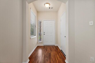 2742 Windy Thicket Ln in Houston, TX - Building Photo - Building Photo