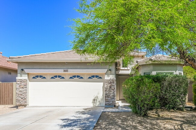 property at 4622 W Cottontail Rd