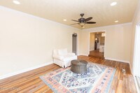 326 Forest Grove Ave photo'