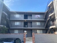 Tao Apartments in San Jose, CA - Foto de edificio - Building Photo