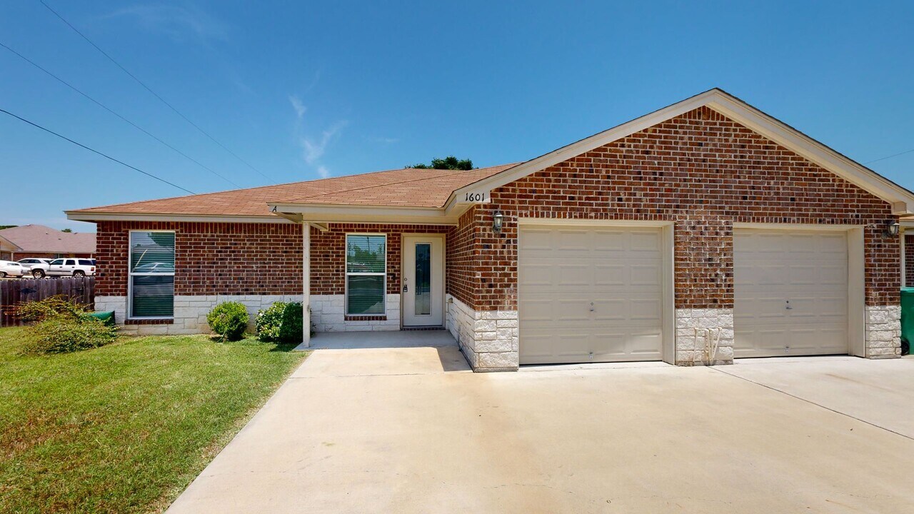 1601 Maya Trail in Harker Heights, TX - Building Photo