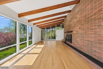 293 Wyoming Ave in Maplewood, NJ - Building Photo - Building Photo