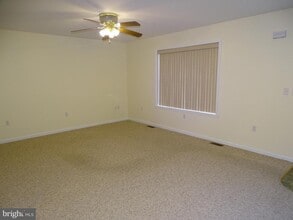 10 Fairview Ave in Waynesboro, PA - Building Photo - Building Photo