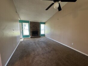 399 W Frances St in Jacksonville, NC - Building Photo - Building Photo