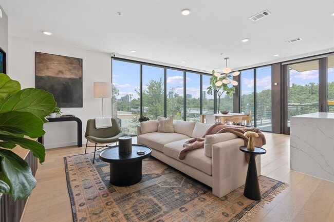property at 1600 S 1st St