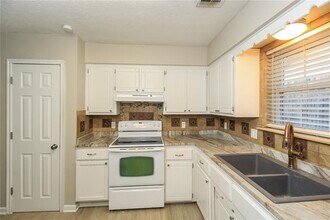 309 S Morgan Dr in Moore, OK - Building Photo - Building Photo