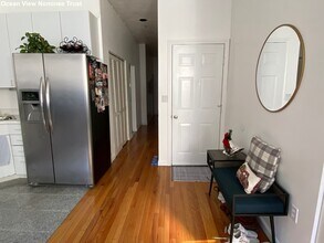 240 Hanover St, Unit 1 in Boston, MA - Building Photo - Building Photo