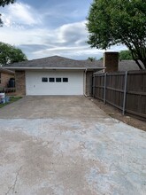 8257 Bobwhite Dr in Frisco, TX - Building Photo - Building Photo