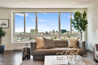 1200 California St-Unit -5D in San Francisco, CA - Building Photo - Building Photo