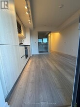 110 Broadway Ave in Toronto, ON - Building Photo - Building Photo