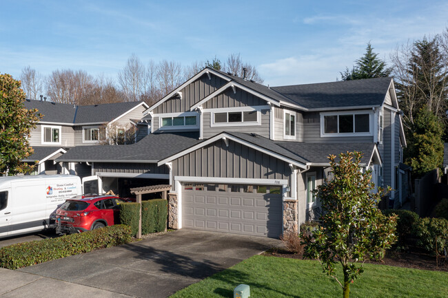 Bridgewater Place Condominiums in Issaquah, WA - Building Photo - Building Photo