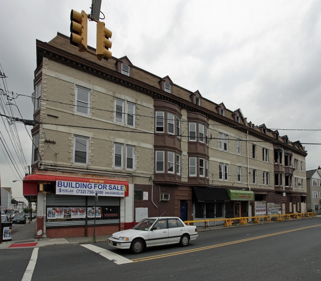 76 Park Ave in Paterson, NJ - Foto de edificio - Building Photo