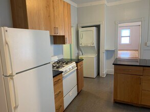 42 Hampshire St in Portland, ME - Building Photo - Building Photo