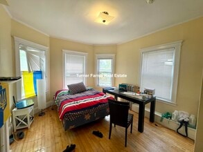 158 Magazine St, Unit 6 in Cambridge, MA - Building Photo - Building Photo
