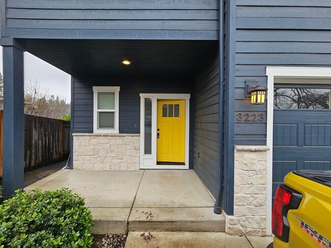 3221-3223 Pheasant Ave SE in Salem, OR - Building Photo - Building Photo