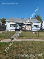 2002 Santa Barbara Dr in Flint, MI - Building Photo