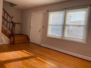 40 Center St in Woburn, MA - Building Photo - Building Photo