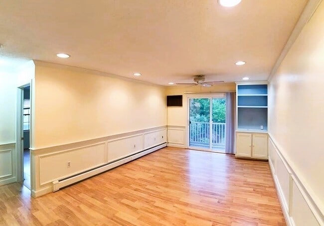 property at 22 Kenmar Dr