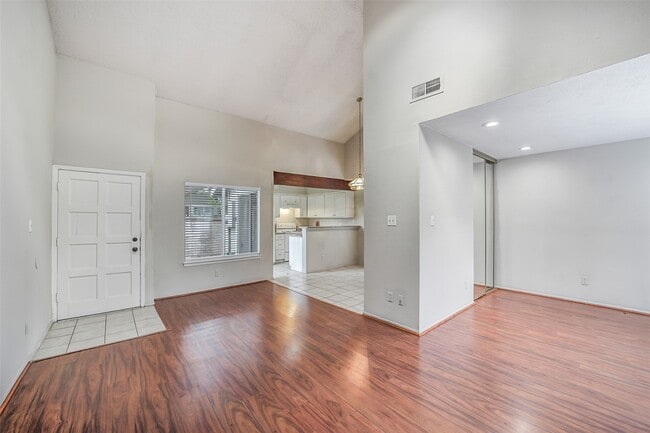 12980 Greenway Chase Ct in Houston, TX - Building Photo - Building Photo