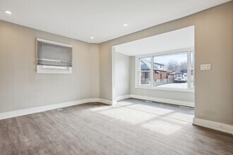 19 Seneca St in St Catharines, ON - Building Photo - Building Photo