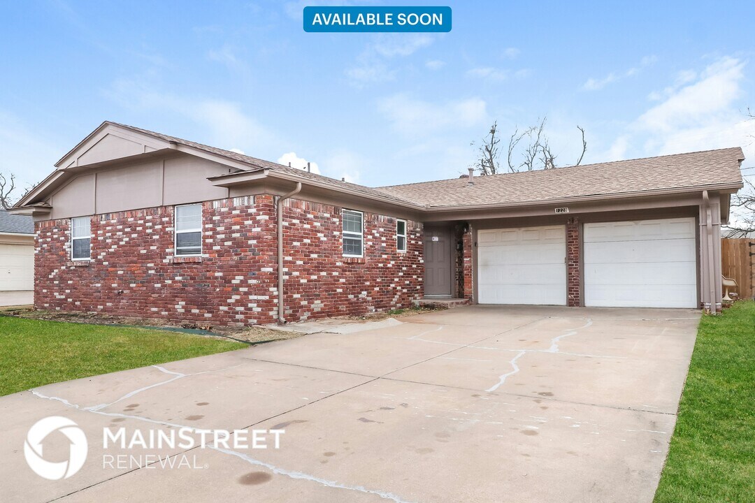 1228 NW 105th St in Oklahoma City, OK - Building Photo