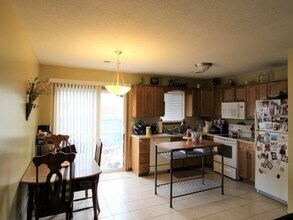 3003 Brookville Dr in Manhattan, KS - Building Photo - Building Photo