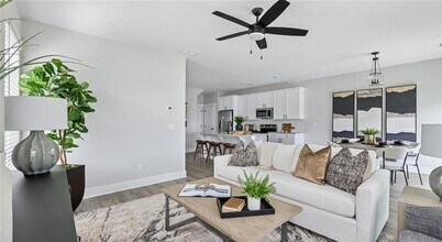 102 Fairlie Pkwy in Cartersville, GA - Foto de edificio - Building Photo