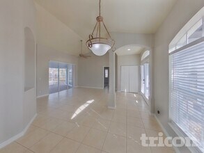 4090 W Price Blvd in North Port, FL - Building Photo - Building Photo