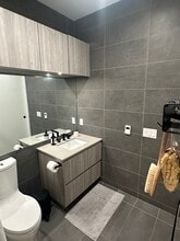300 Salter St in New Westminster, BC - Building Photo - Building Photo