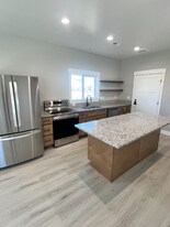 1298 Cassia Ave in Idaho Falls, ID - Building Photo