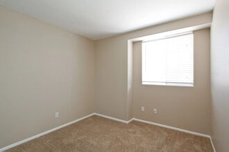 361 Via Capri in Hemet, CA - Building Photo - Building Photo
