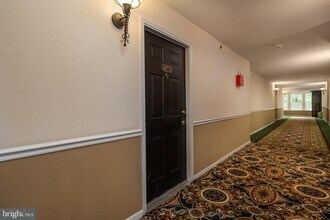 3309 Wyndham Cir in Alexandria, VA - Building Photo - Building Photo