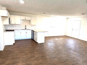 6929 TN-76 in Springfield, TN - Building Photo - Building Photo