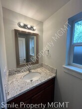 3223 SE 122nd Ave in Portland, OR - Building Photo - Building Photo