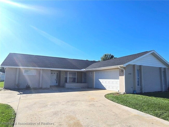 property at 1727 Ridge St