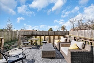 442 SW Glover St in Bentonville, AR - Building Photo - Building Photo