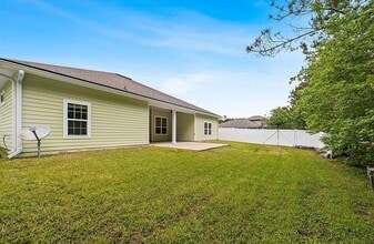 79665 Plummer's Creek Dr in Yulee, FL - Building Photo - Building Photo