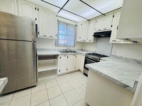 10609 Mountain View Ave in Redlands, CA - Building Photo - Building Photo