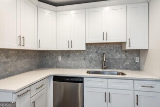 485 Oliver St NW in Atlanta, GA - Building Photo - Building Photo