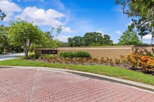 1520 Jade Ln in Tarpon Springs, FL - Building Photo