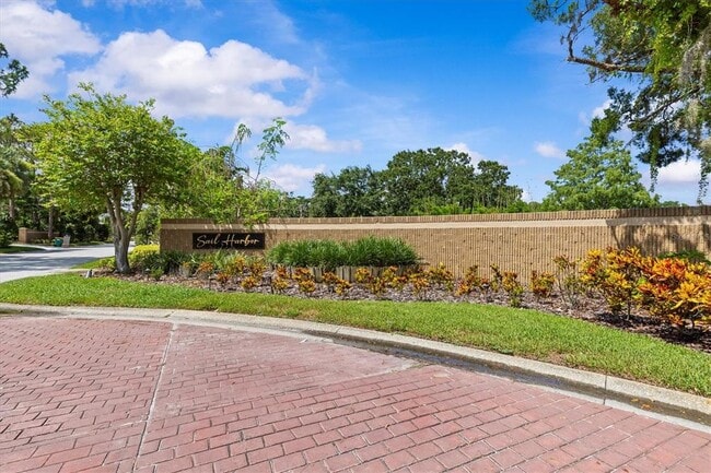 1520 Jade Ln
