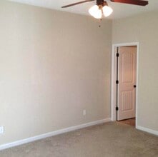137 Grove Landing Ct in Grovetown, GA - Building Photo - Building Photo