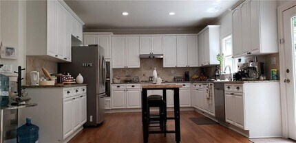 1315 Cresthaven Ln NW in Lawrenceville, GA - Building Photo - Building Photo