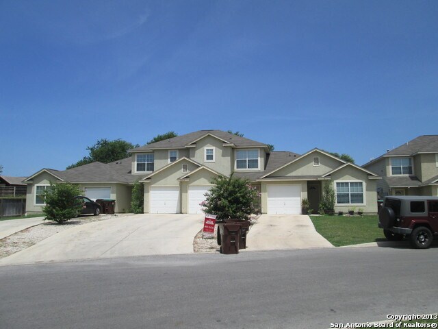 10003 Vasso View in Converse, TX - Building Photo - Building Photo
