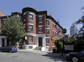 Apartments on Gainsborough St