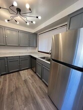 10707 Des Moines Memorial Dr in Burien, WA - Building Photo - Building Photo