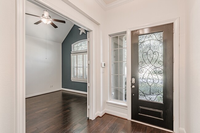 property at 112 Sundown Ridge Pl