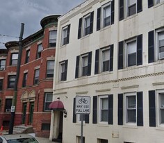 892 Huntington Ave, Unit 3 in Boston, MA - Building Photo