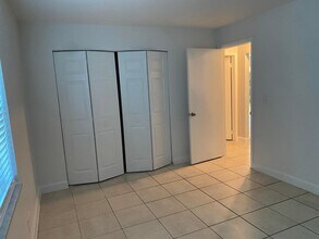 2212 SE 3rd St in Boynton Beach, FL - Building Photo - Building Photo